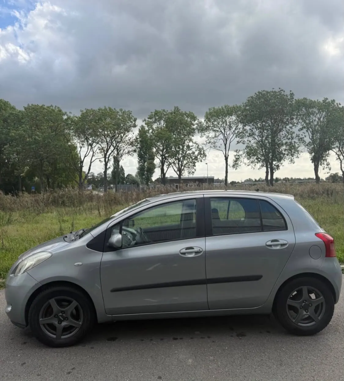 Toyota Yaris 2007 photo 1